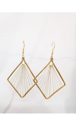 Pendientes oro vegetal – HELSINKI – Biojoya Capim dourado – Sloweco