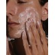 Nettoyant naturel ACNE Sebum Control - Peaux à problèmes - MÁDARA - 140 ml.