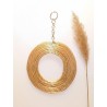 Capimix FELICIDAD - Charms Dije artesanal – Colgante Oro vegetal Capim dorado – 9×6 cm SLOWECO – 1U.