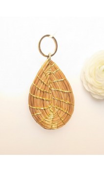 Capimix ESPOIR – Charm pendentif artisanal – Or végétal Capim dourado – 4,5×2,5 cm SLOWECO – 1U
