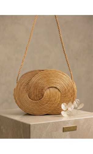 Bolso de mano artesanal - BANDOLERA MINI PARIS  - Capim dourado – Oro vegetal - Largo 19 x Alto 13,5 x Ancho 5 - Sloweco